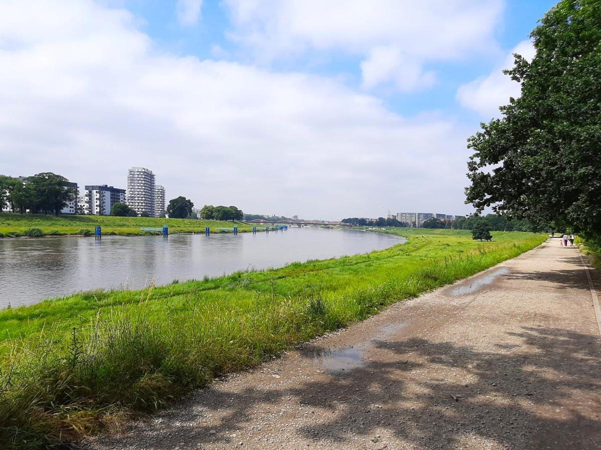 Primavera - Apartament Nad Rzeka - Parking W Cenie Вроцлав Екстериор снимка
